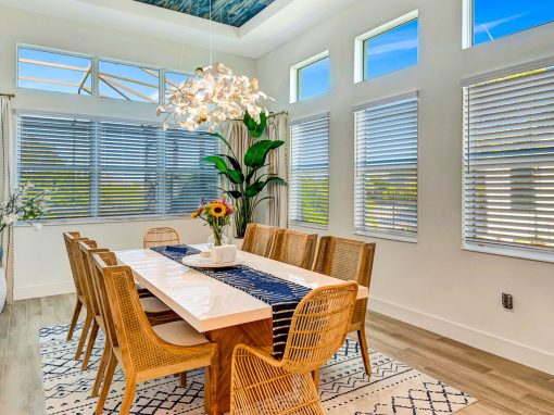 Dining room decorative ceiling Decorative wood ceiling and molding in a dining room